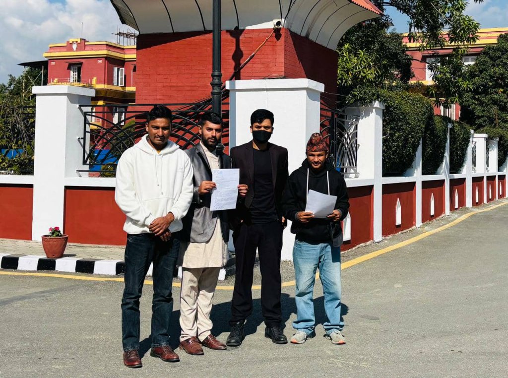 राष्ट्रपतिसमक्ष सरकारलाई फिर्ता बोलाउनेसहित ५ बुँदे माग