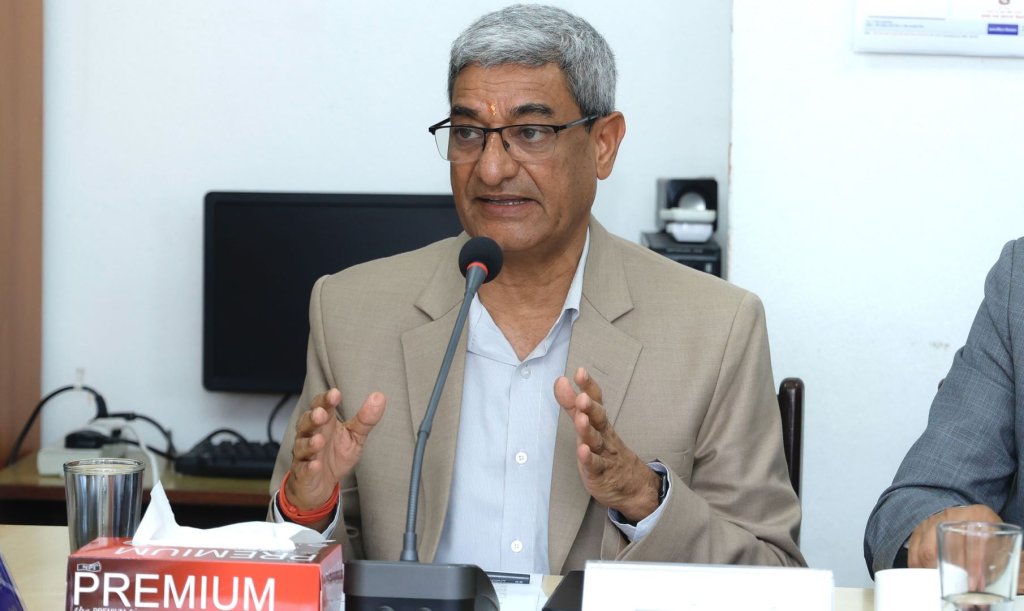 जेनजी प्रदर्शनमा बल प्रयोग : बयानका लागि तत्कालीन गृहमन्त्री लेखकलाई पत्राचार