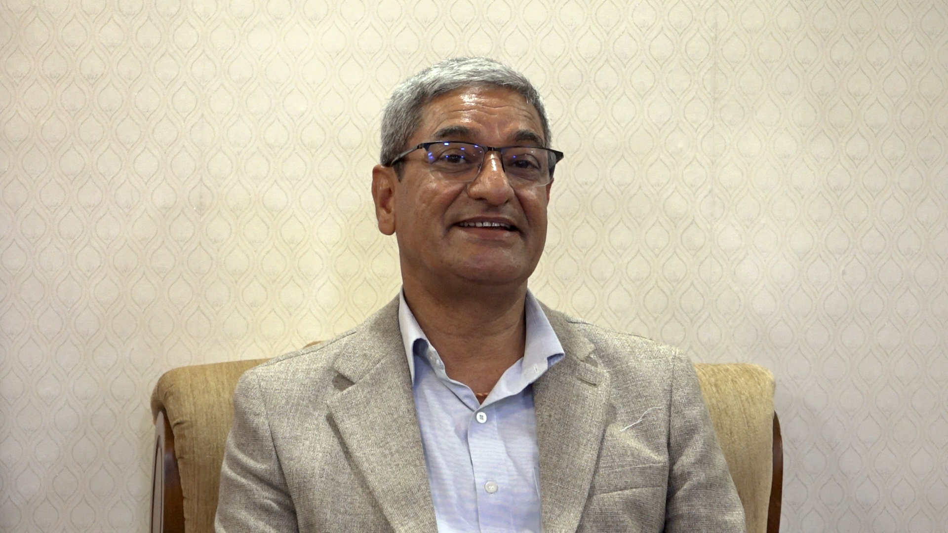 पूर्व गृहमन्त्री रमेश लेखक रिहा