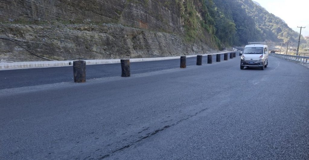 मध्यपहाडी लोकमार्ग : पोखराको हरिचोक–याम्दी खण्ड स्तरोन्नति अन्तिम चरणमा