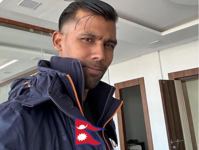रास्वपाको सदस्यता देखाएर गहुँ र चिनीको तस्करी गर्ने विकास लुनिया को हुन् ?