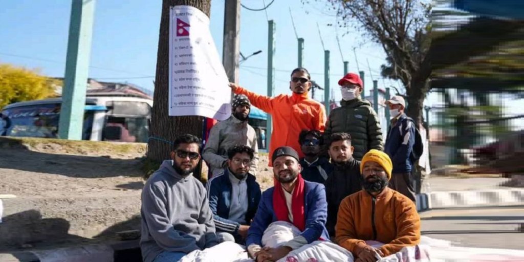 प्रधानमन्त्रीको राजीनामा माग गर्दै निकोलस भुसाल आमरण अनसनमा