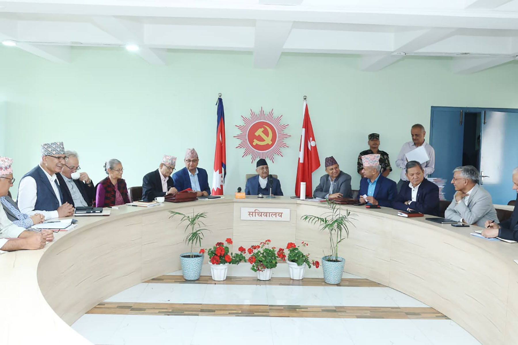 एमाले सचिवालय बैठक च्यासलमा बस्दै, महाधिवेशनका विषयमा छलफल हुने